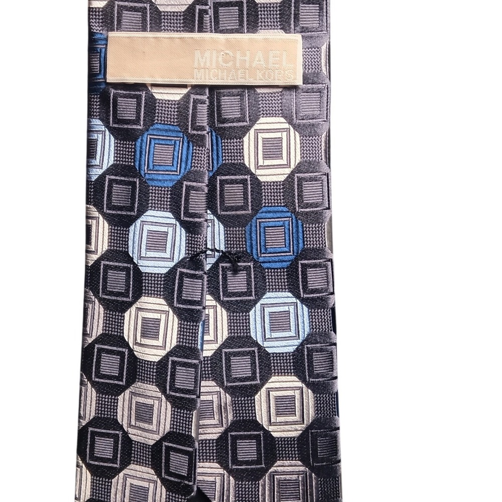 Michael Kors Men Tie Geometric Squares Pattern 100% Silk Gray Blue - Picture 3 of 6